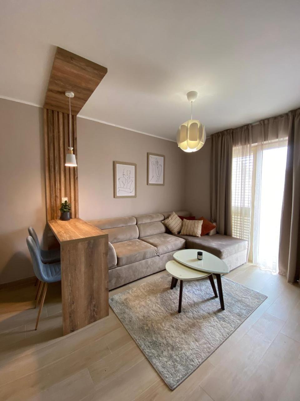 Apartman Tara ติวัต ภายนอก รูปภาพ